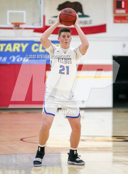 Thumbnail 3 in Ripon Christian vs. South Tahoe photogallery.