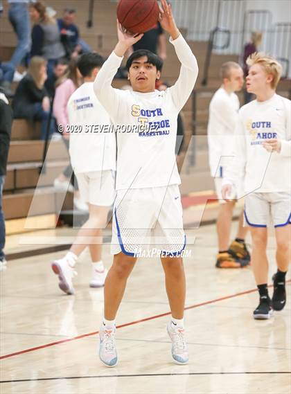 Thumbnail 2 in Ripon Christian vs. South Tahoe photogallery.