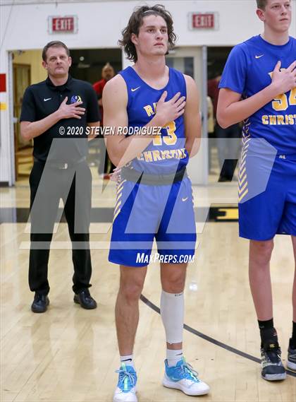 Thumbnail 2 in Ripon Christian vs. South Tahoe photogallery.