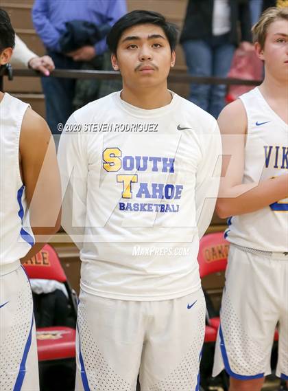 Thumbnail 3 in Ripon Christian vs. South Tahoe photogallery.
