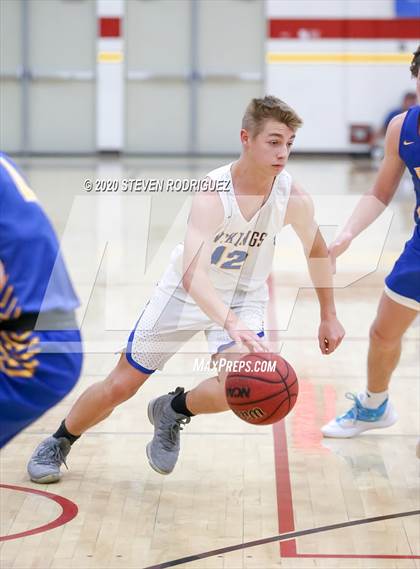 Thumbnail 2 in Ripon Christian vs. South Tahoe photogallery.