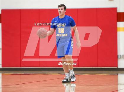 Thumbnail 2 in Ripon Christian vs. South Tahoe photogallery.