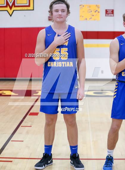 Thumbnail 3 in Ripon Christian vs. South Tahoe photogallery.