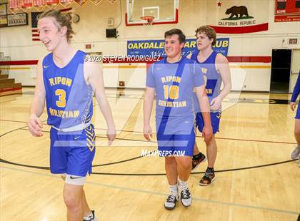 Thumbnail 3 in Ripon Christian vs. South Tahoe photogallery.