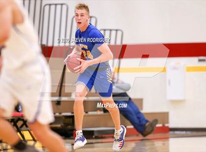 Thumbnail 3 in Ripon Christian vs. South Tahoe photogallery.