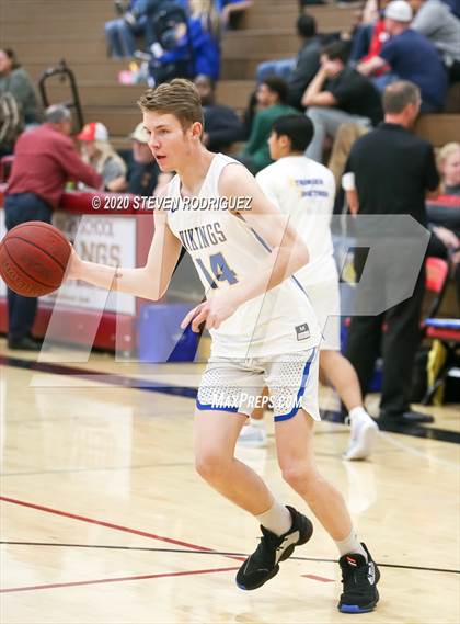 Thumbnail 1 in Ripon Christian vs. South Tahoe photogallery.