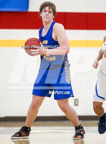 Thumbnail 3 in Ripon Christian vs. South Tahoe photogallery.