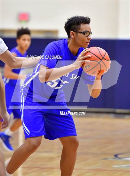 Thumbnail 1 in South San Antonio Vs San Antonio Memorial (SAISD Invitational) photogallery.