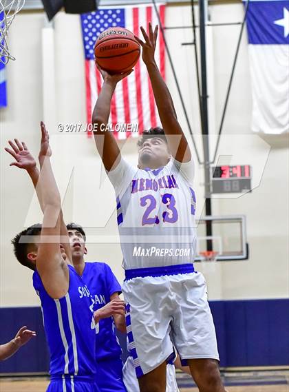Thumbnail 2 in South San Antonio Vs San Antonio Memorial (SAISD Invitational) photogallery.