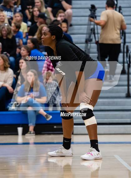 Thumbnail 2 in Bakersfield Christian vs. Ontario Christian (CIF State SOCAL D2 Round One) photogallery.