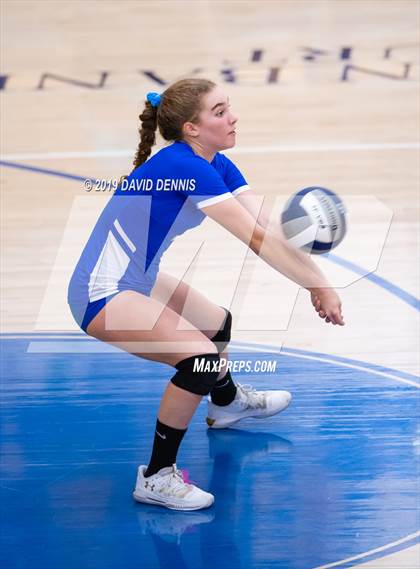 Thumbnail 3 in Bakersfield Christian vs. Ontario Christian (CIF State SOCAL D2 Round One) photogallery.