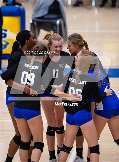 Thumbnail 3 in Bakersfield Christian vs. Ontario Christian (CIF State SOCAL D2 Round One) photogallery.