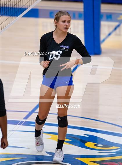 Thumbnail 3 in Bakersfield Christian vs. Ontario Christian (CIF State SOCAL D2 Round One) photogallery.