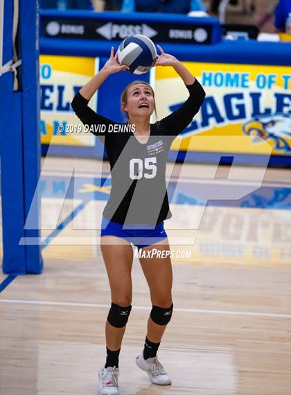 Thumbnail 2 in Bakersfield Christian vs. Ontario Christian (CIF State SOCAL D2 Round One) photogallery.
