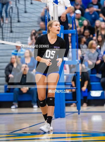 Thumbnail 3 in Bakersfield Christian vs. Ontario Christian (CIF State SOCAL D2 Round One) photogallery.