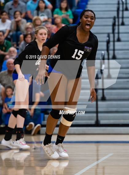 Thumbnail 1 in Bakersfield Christian vs. Ontario Christian (CIF State SOCAL D2 Round One) photogallery.