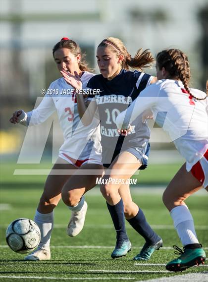 Thumbnail 2 in Oak Hills @ Sierra Canyon (CIFSS D3 Playoff) photogallery.