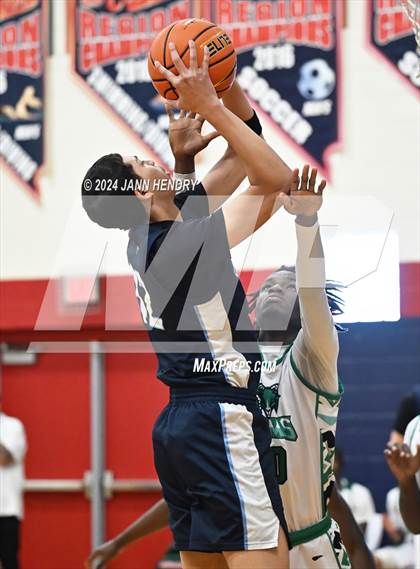 Thumbnail 1 in Rancho vs. Casteel (Tarkanian Classic) photogallery.