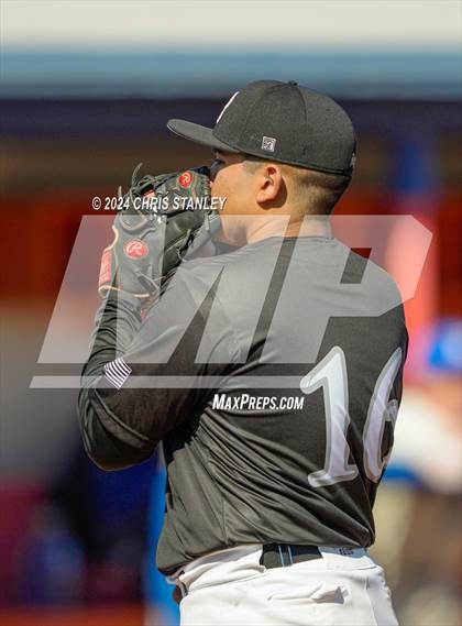 Thumbnail 2 in Youngker vs. Fountain Hills photogallery.