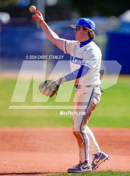 Thumbnail 2 in Youngker vs. Fountain Hills photogallery.