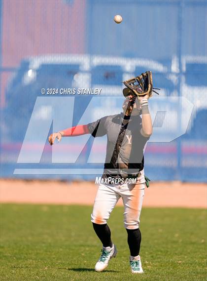 Thumbnail 2 in Youngker vs. Fountain Hills photogallery.
