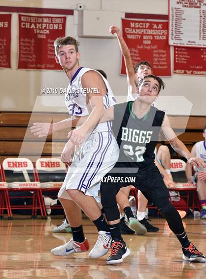 Thumbnail 2 in Biggs vs. Los Molinos (Love of the Game) photogallery.