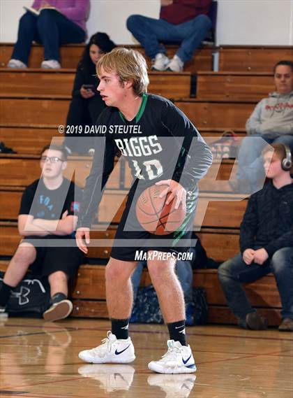 Thumbnail 2 in Biggs vs. Los Molinos (Love of the Game) photogallery.