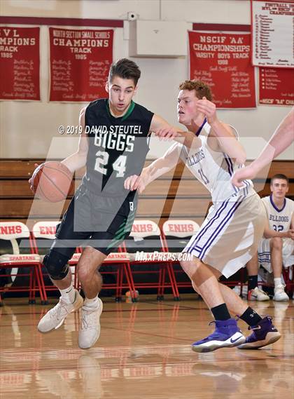 Thumbnail 3 in Biggs vs. Los Molinos (Love of the Game) photogallery.