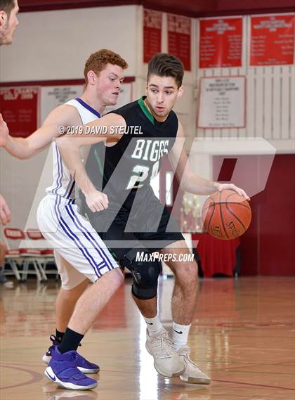Thumbnail 1 in Biggs vs. Los Molinos (Love of the Game) photogallery.
