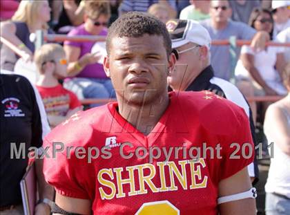 Thumbnail 3 in 22nd Maine Shrine Lobster Bowl Classic (East vs. West) photogallery.