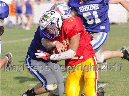 Thumbnail 3 in 22nd Maine Shrine Lobster Bowl Classic (East vs. West) photogallery.