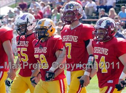 Thumbnail 3 in 22nd Maine Shrine Lobster Bowl Classic (East vs. West) photogallery.