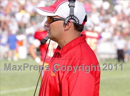 Thumbnail 3 in 22nd Maine Shrine Lobster Bowl Classic (East vs. West) photogallery.