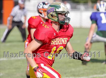 Thumbnail 3 in 22nd Maine Shrine Lobster Bowl Classic (East vs. West) photogallery.