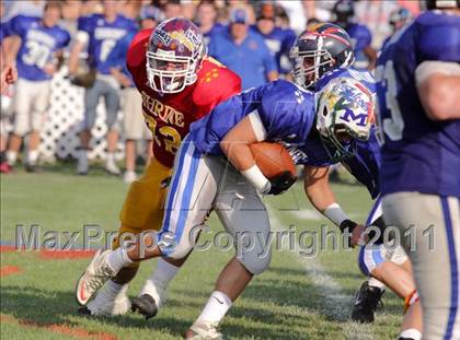 Thumbnail 3 in 22nd Maine Shrine Lobster Bowl Classic (East vs. West) photogallery.