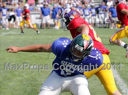 Thumbnail 3 in 22nd Maine Shrine Lobster Bowl Classic (East vs. West) photogallery.