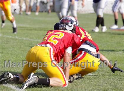 Thumbnail 2 in 22nd Maine Shrine Lobster Bowl Classic (East vs. West) photogallery.