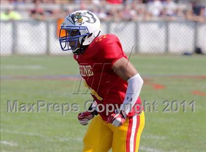 Thumbnail 1 in 22nd Maine Shrine Lobster Bowl Classic (East vs. West) photogallery.
