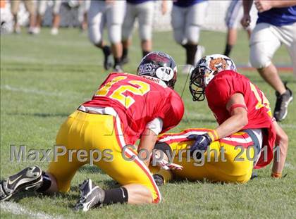 Thumbnail 3 in 22nd Maine Shrine Lobster Bowl Classic (East vs. West) photogallery.
