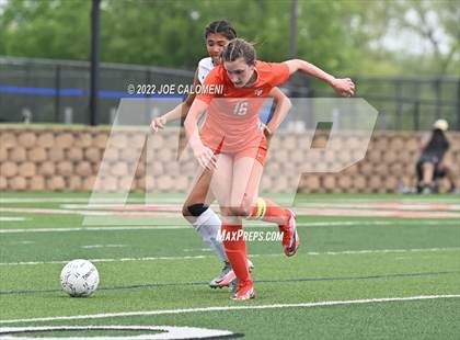 Thumbnail 3 in Boerne vs Celina (UIL 4A Girls Soccer State Semifinal) photogallery.