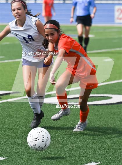 Thumbnail 2 in Boerne vs Celina (UIL 4A Girls Soccer State Semifinal) photogallery.