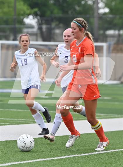 Thumbnail 1 in Boerne vs Celina (UIL 4A Girls Soccer State Semifinal) photogallery.