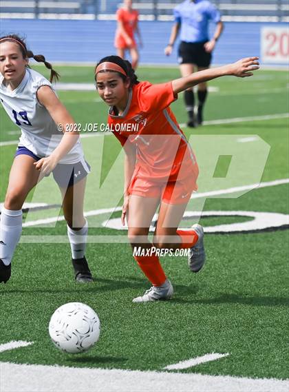 Thumbnail 3 in Boerne vs Celina (UIL 4A Girls Soccer State Semifinal) photogallery.