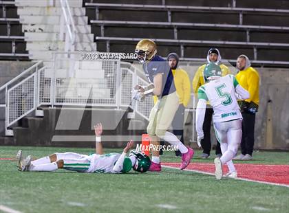 Thumbnail 1 in Bayport-Blue Point vs. Seaford Division IV Long Island Championship photogallery.