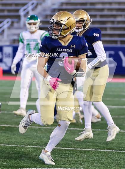 Thumbnail 2 in Bayport-Blue Point vs. Seaford Division IV Long Island Championship photogallery.