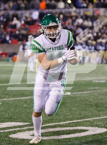 Thumbnail 1 in Bayport-Blue Point vs. Seaford Division IV Long Island Championship photogallery.