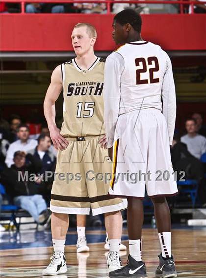 Thumbnail 1 in Clarkstown South vs Mt. Vernon (Section 1 Class AA Semifinal) photogallery.