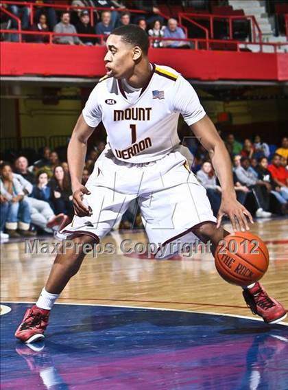 Thumbnail 2 in Clarkstown South vs Mt. Vernon (Section 1 Class AA Semifinal) photogallery.