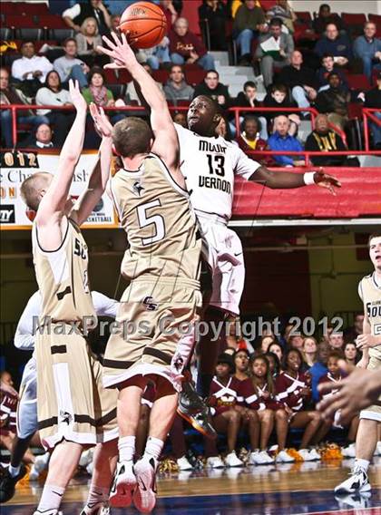 Thumbnail 3 in Clarkstown South vs Mt. Vernon (Section 1 Class AA Semifinal) photogallery.