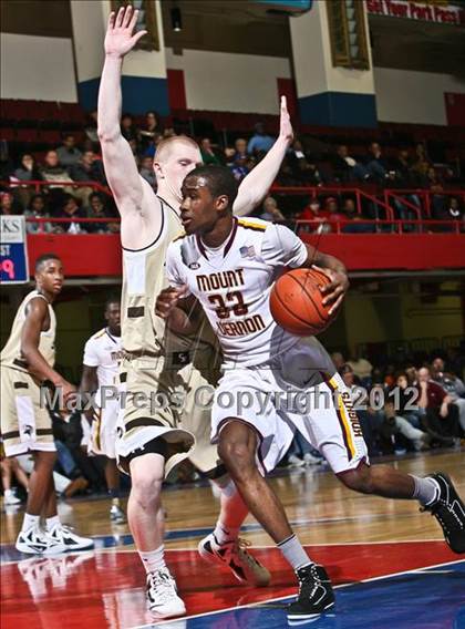 Thumbnail 1 in Clarkstown South vs Mt. Vernon (Section 1 Class AA Semifinal) photogallery.